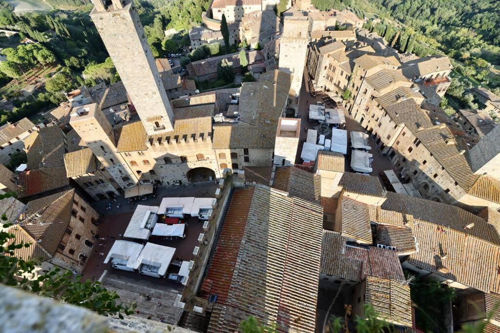 Lovely 2 Bedroom In San Gimignano Historic Center Ngoại thất bức ảnh