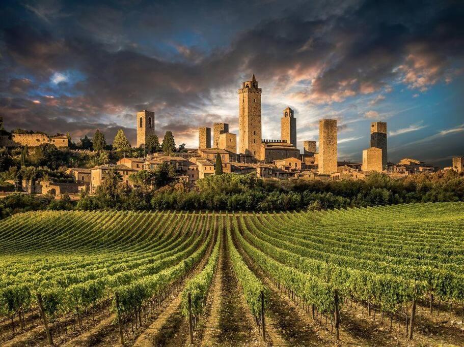 Lovely 2 Bedroom In San Gimignano Historic Center Ngoại thất bức ảnh