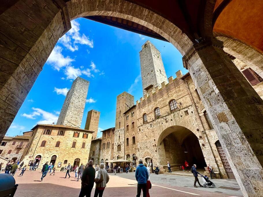 Lovely 2 Bedroom In San Gimignano Historic Center Ngoại thất bức ảnh