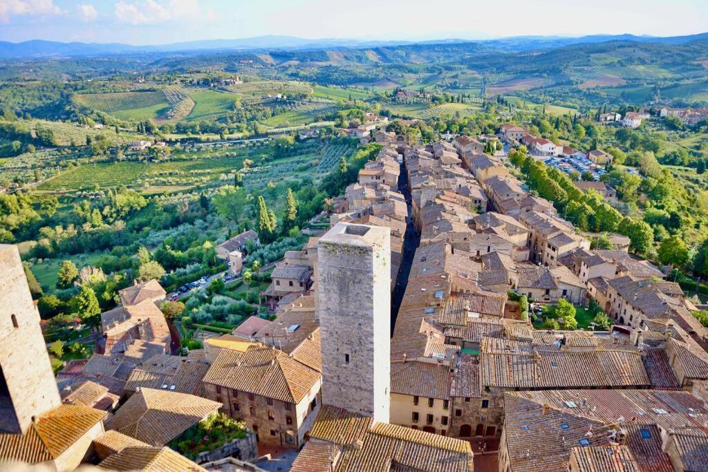 Lovely 2 Bedroom In San Gimignano Historic Center Ngoại thất bức ảnh