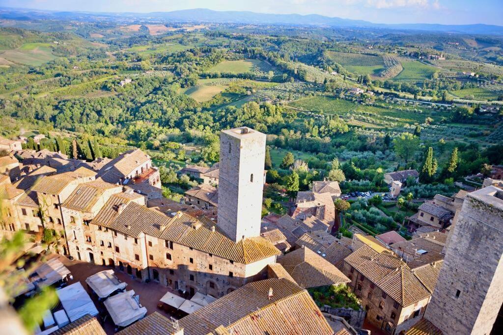 Lovely 2 Bedroom In San Gimignano Historic Center Ngoại thất bức ảnh