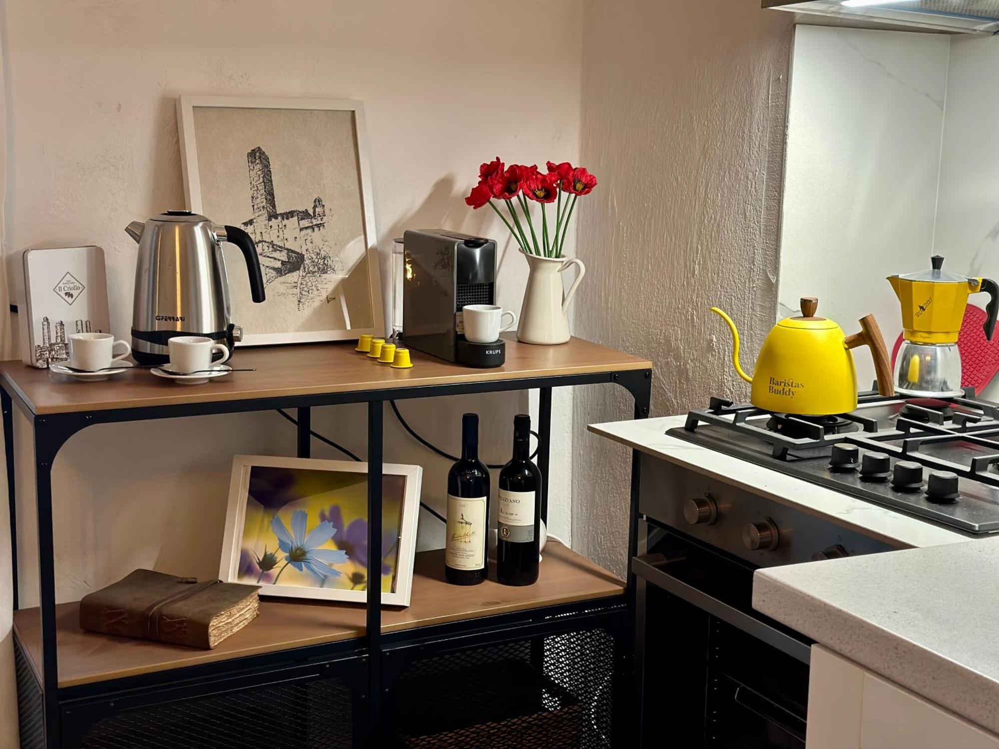 Lovely 2 Bedroom In San Gimignano Historic Center Ngoại thất bức ảnh