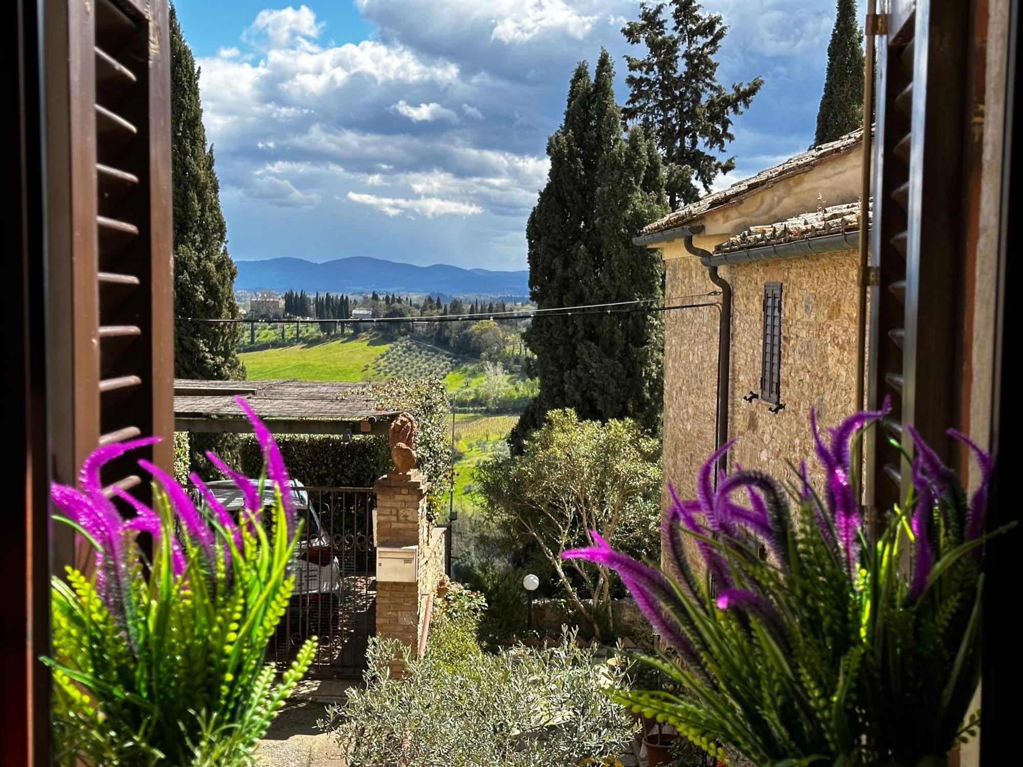 Lovely 2 Bedroom In San Gimignano Historic Center Ngoại thất bức ảnh